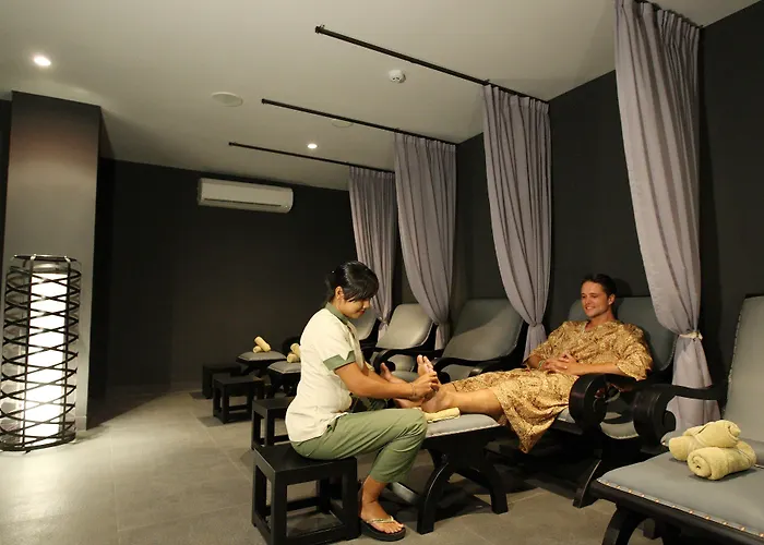 Watermark & Bali Hotel 4*